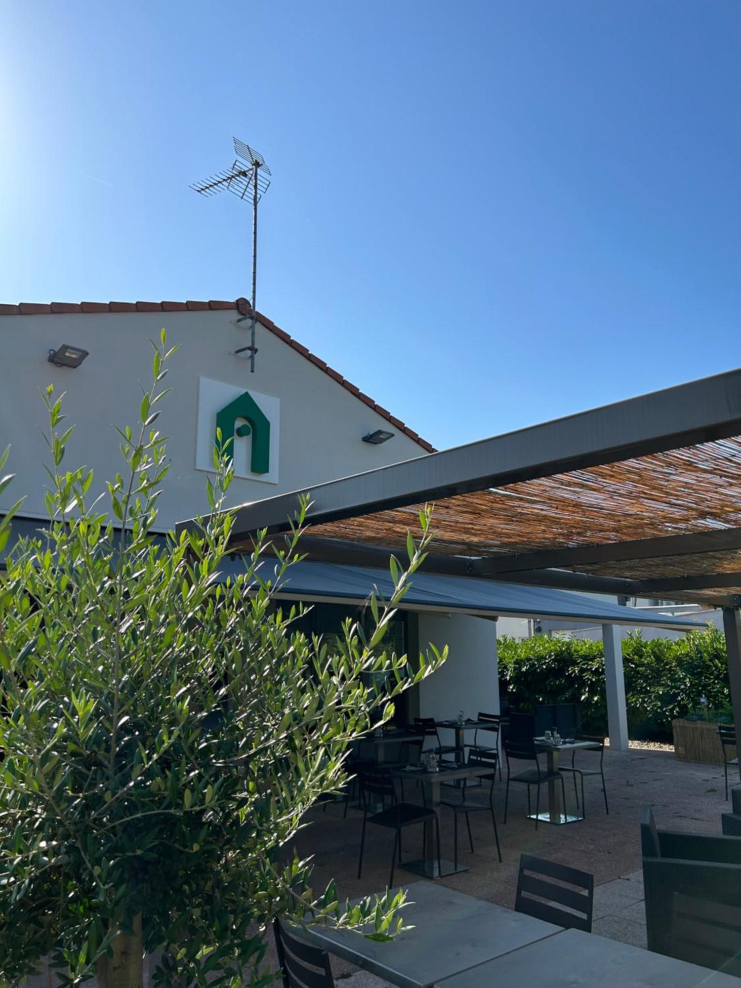 Campanile Hotel 3*