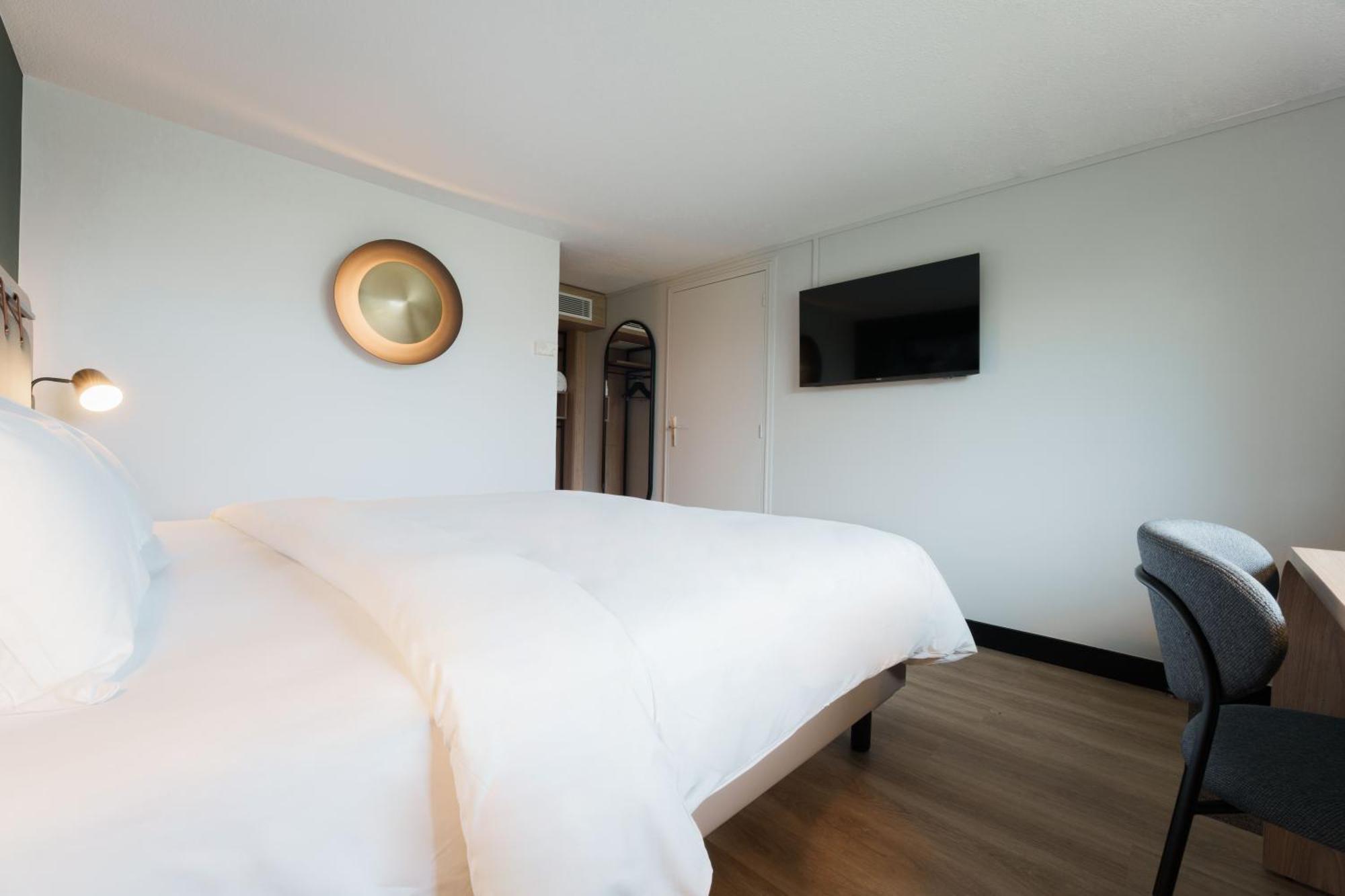 Hotel Campanile 3*